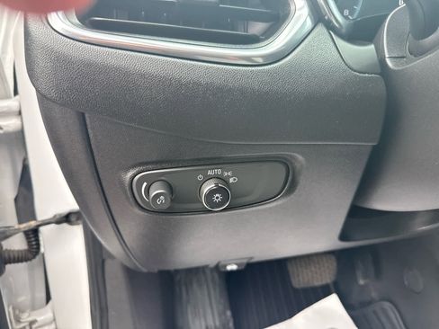 Used 2018 Chevrolet Equinox LS w/ LPO, Protection Package AWD/4WD image 17