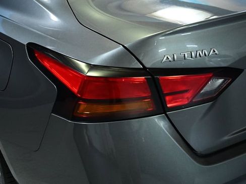 Used 2024 Nissan Altima 2.5 SR image 16