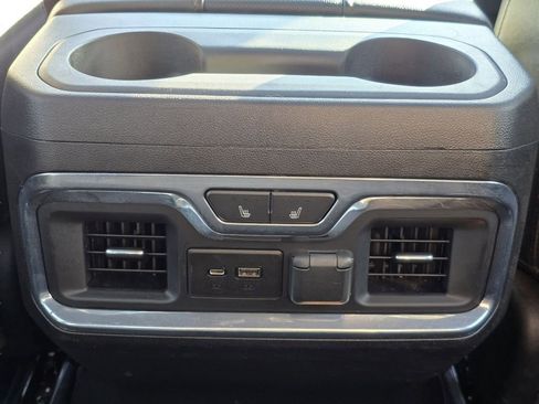Used 2021 GMC Sierra 1500 AT4 w/ AT4 Preferred Package AWD/4WD image 34