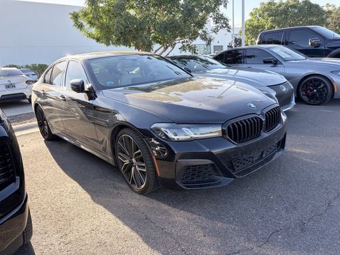 Used 2021 BMW 540i w/ M Sport Package RWD image 3