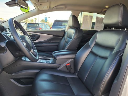 Used 2024 Nissan Murano SV image 10