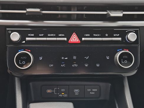 New 2026 Hyundai Santa Cruz SEL FWD image 18