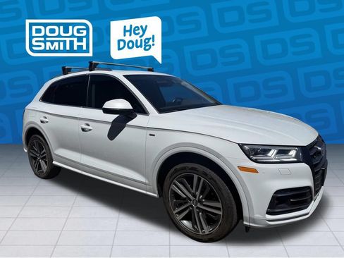 Used 2020 Audi Q5 e Premium Plus w/ Premium Plus Package AWD/4WD image 4