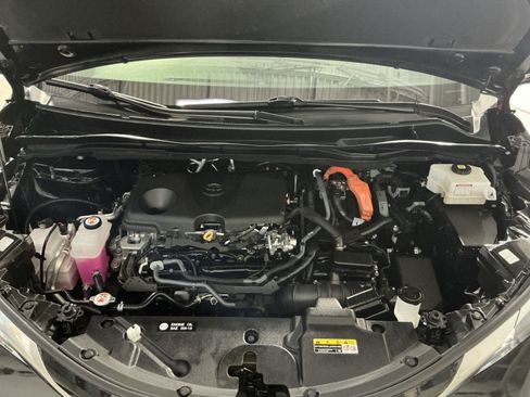 Used 2024 Toyota Sienna XSE w/ XSE Plus Package AWD/4WD image 29