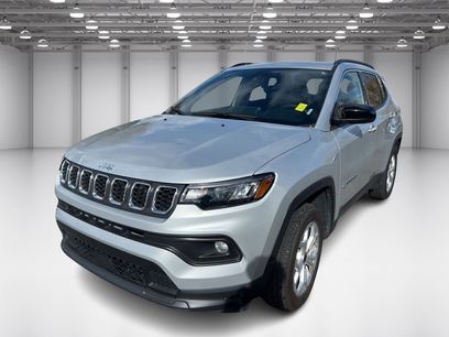 Used 2025 Jeep Compass Latitude