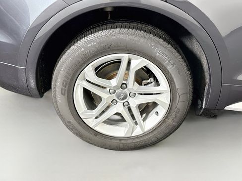 Used 2019 Audi Q5 2.0T Premium w/ Convenience Package AWD/4WD image 33