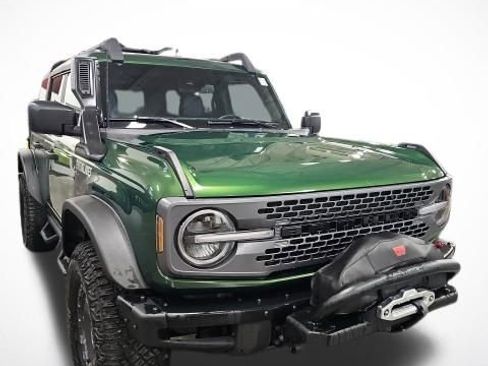 Used 2024 Ford Bronco Everglades image 4