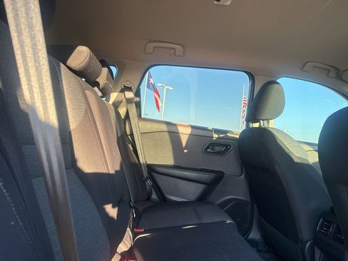 Certified 2021 Nissan Rogue S FWD image 23