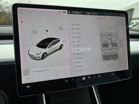 Used 2020 Tesla Model 3 Standard Range Plus image 48