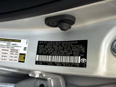 Used 2025 Toyota Corolla SE FWD image 36