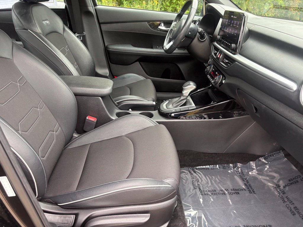 Used 2023 Kia Forte GT-Line FWD image 28