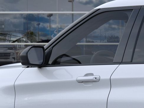 New 2026 Ford Explorer Active RWD image 20