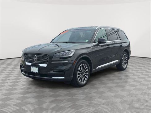 Used 2023 Lincoln Aviator Reserve w/ Elements Package Plus AWD/4WD image 3