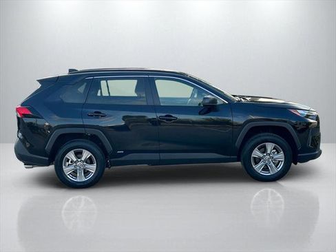 Certified 2025 Toyota RAV4 LE image 4
