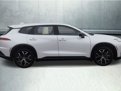 Used 2026 Toyota Crown Signia image 20