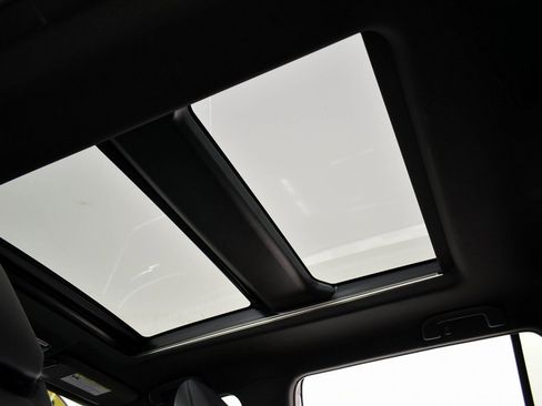 Used 2020 Toyota RAV4 XSE image 18