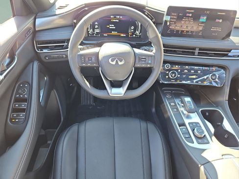 Certified 2025 INFINITI QX60 Luxe w/ Black Edition image 13