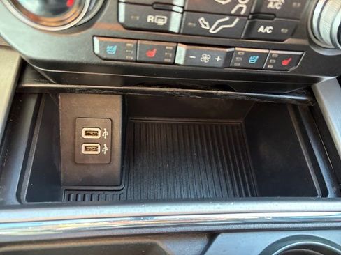 Used 2018 Ford F350 Platinum w/ Platinum Ultimate Package image 33