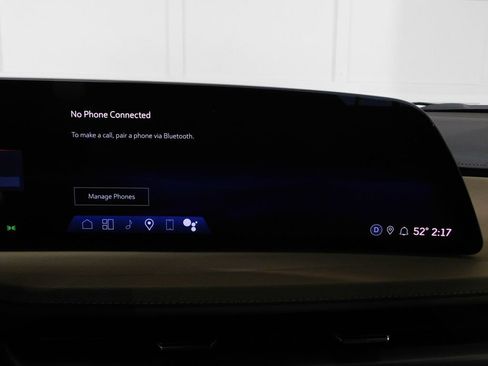 Used 2024 Cadillac XT4 Luxury w/ Cold Weather Package image 59