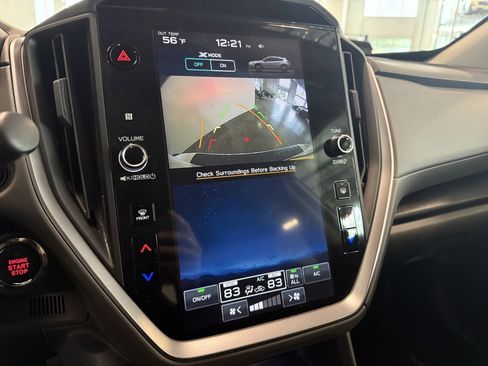 Used 2024 Subaru Crosstrek 2.0i Premium w/ Popular Package #4 image 3