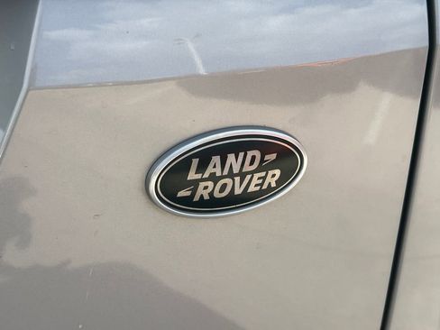 Used 2020 Land Rover Range Rover Evoque S image 14