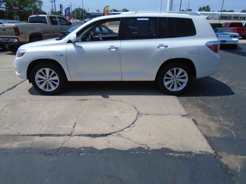 Used 2008 Toyota Highlander Limited AWD/4WD image 5