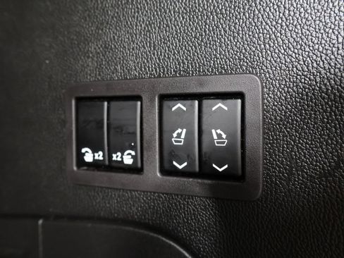 Used 2017 Chevrolet Tahoe LT w/ LT Signature Package AWD/4WD image 23