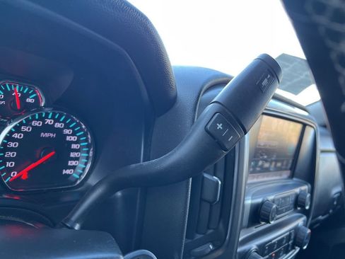 Used 2019 Chevrolet Silverado 2500 LT image 11