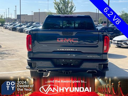Used 2022 GMC Sierra 1500 Denali AWD/4WD image 11