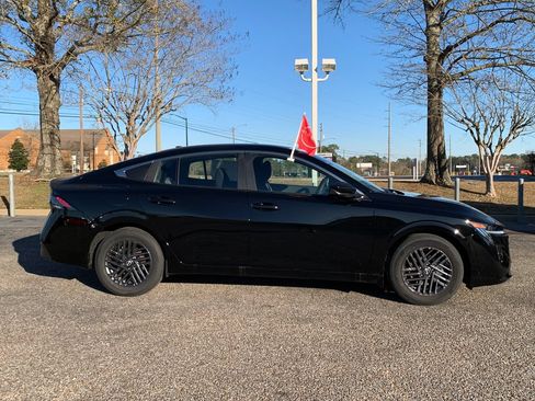 New 2026 Nissan Sentra SV w/ SV Convenience Package FWD image 2