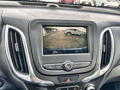 Used 2019 Chevrolet Equinox LT image 17