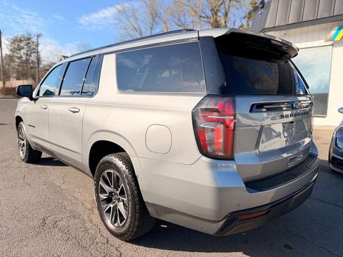 Used 2023 Chevrolet Suburban Z71 w/ Luxury Package image 3