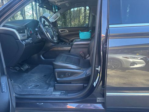 Used 2018 GMC Yukon Denali image 9