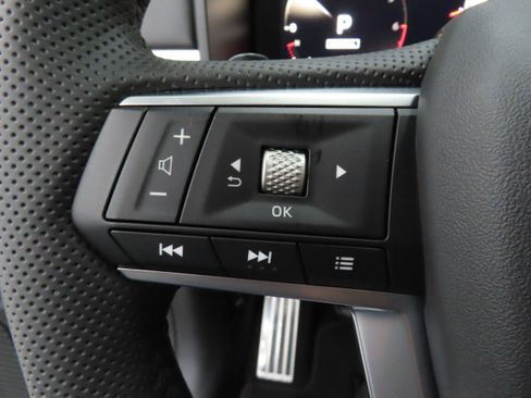 New 2026 Mitsubishi Outlander SEL FWD image 11