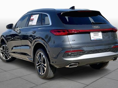 Certified 2025 Audi Q5 Premium w/ Convenience Package image 11