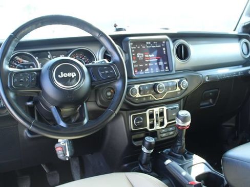 Used 2022 Jeep Wrangler Unlimited Sport AWD/4WD image 14