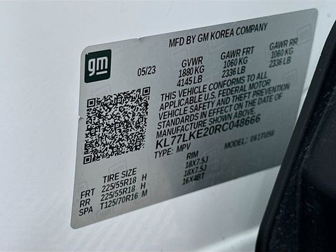 Used 2024 Chevrolet Trax ACTIV w/ Sunroof Package FWD image 31