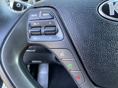 Used 2015 Kia Forte EX FWD image 17