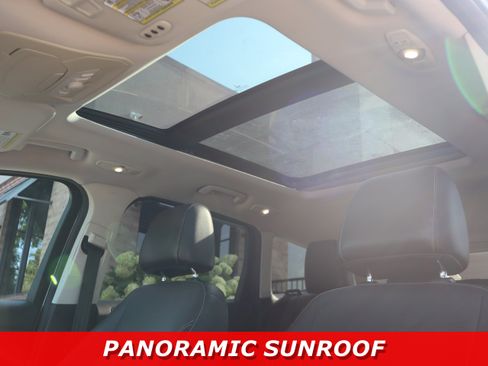 Used 2014 Ford Escape Titanium w/ Equipment Group 401A FWD image 21