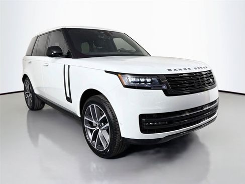 New 2026 Land Rover Range Rover SE AWD/4WD image 3