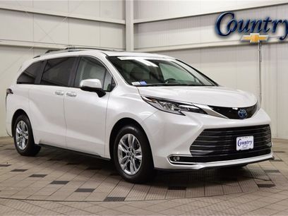 Used 2025 Toyota Sienna Limited