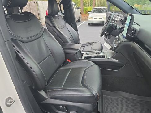 Used 2020 Ford Explorer ST w/ Premium Technology Package image 11