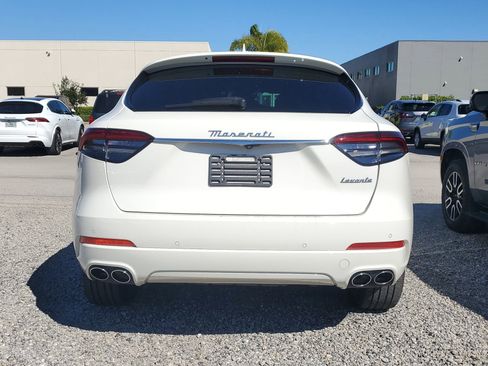 Used 2022 Maserati Levante GT image 6