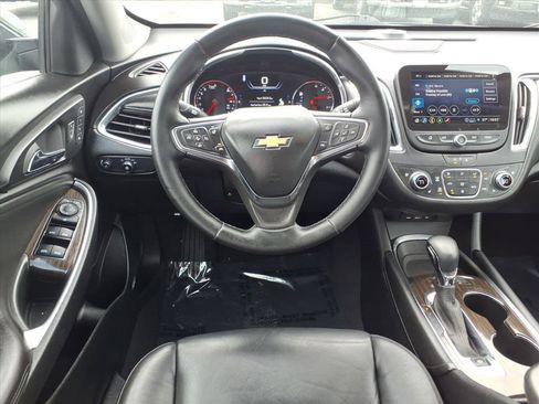 Used 2024 Chevrolet Malibu LT image 5