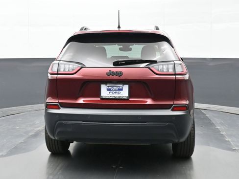 Used 2020 Jeep Cherokee Latitude Plus FWD image 3