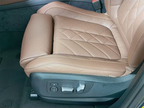 New 2026 BMW X5 xDrive50e w/ Executive Package image 23