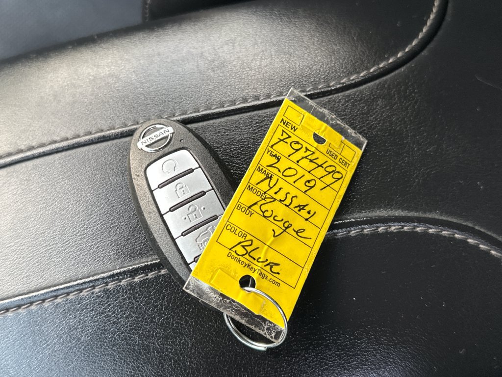 Used 2019 Nissan Rogue SL w/ Premium Package AWD/4WD image 40