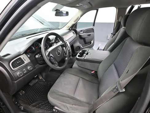 Used 2012 Chevrolet Tahoe 4WD w/ Skid Plate Package image 21