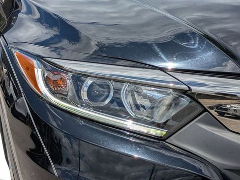 Used 2019 Honda HR-V LX image 10