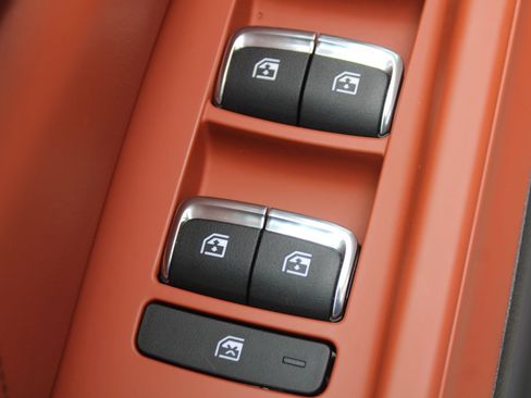 New 2026 Kia Carnival SX Prestige FWD image 26